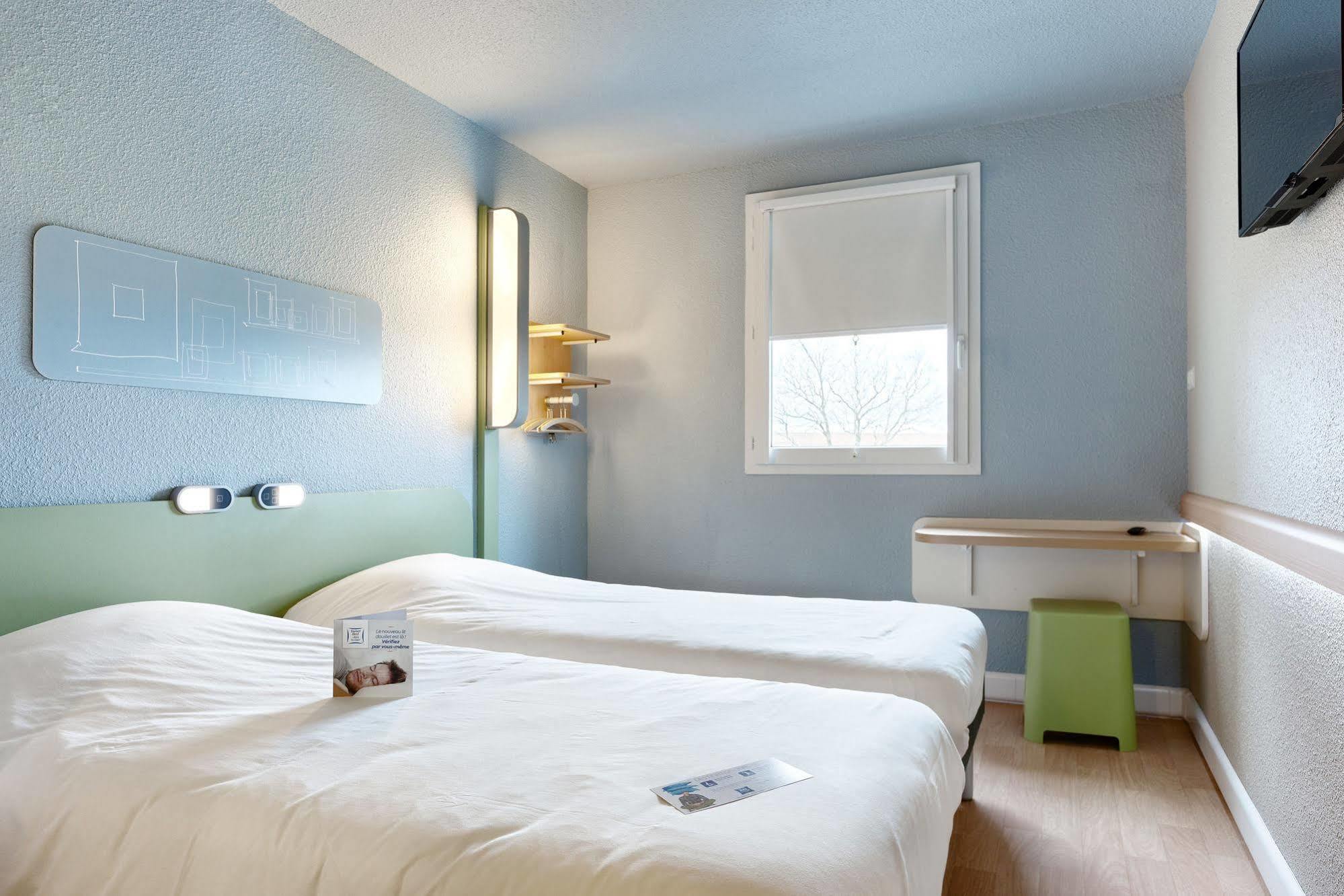 Ibis Budget La Roche Sur Yon Vendespace ميورو لو كابْتيفْ المظهر الخارجي الصورة